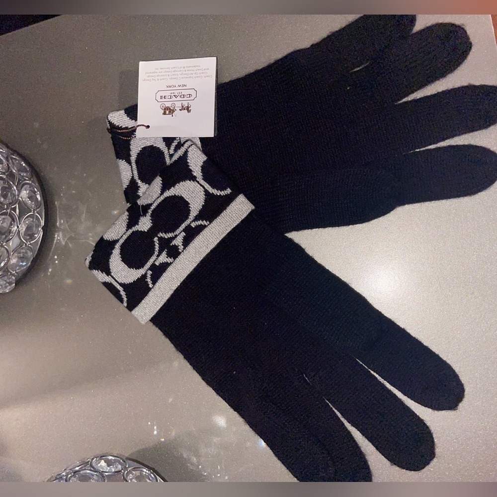 Authentic Coach Gloves